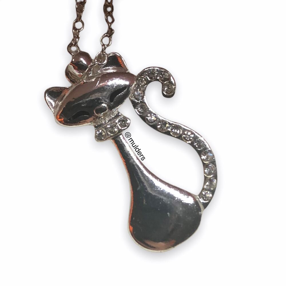 Vintage Rhinestone Silver Tone Kitty Cat Pendant Necklace